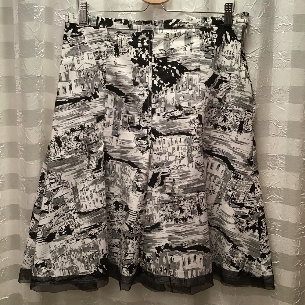 Simply Irresistible 8 Gore Skirt w/Tulle Trim